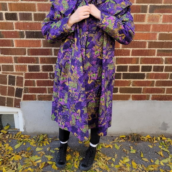 1990s violet floral fall jacket - Picture 3 of 7